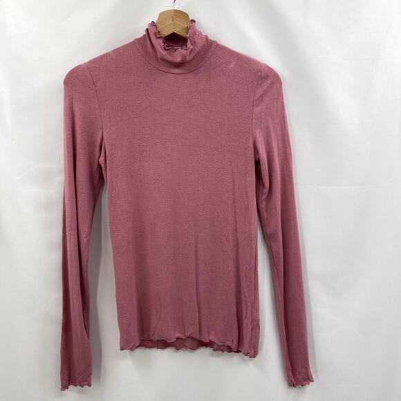aritzia pink ribbed lettuce turtleneck long sleeve - Picture 2 of 5